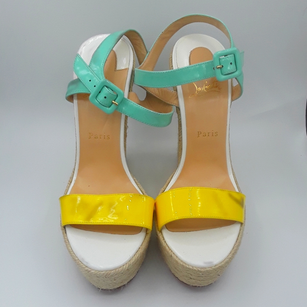 Christian Louboutin 'Spachica' wedge sandal - flaw